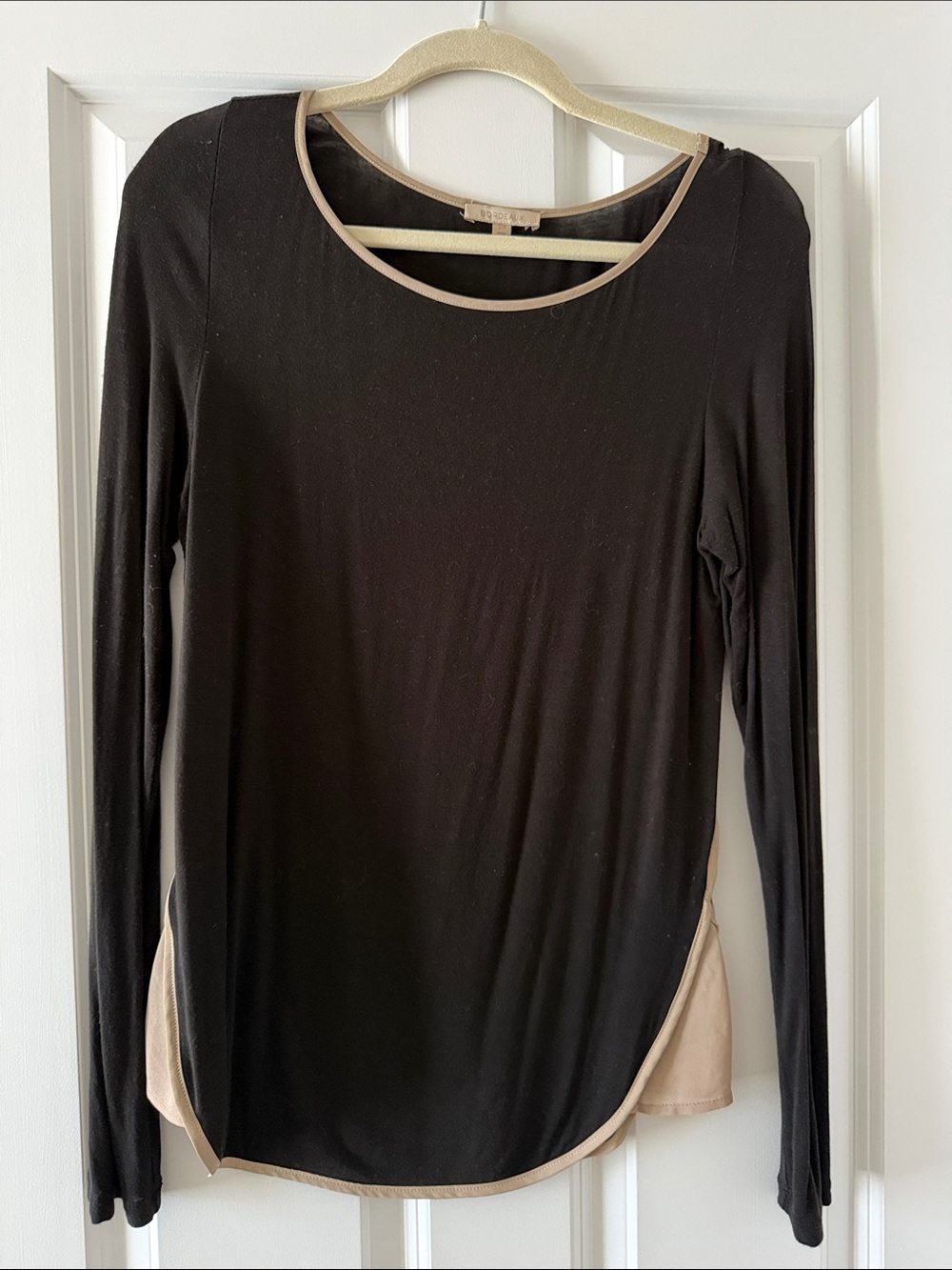 Bordeaux Black Long-Sleeve Top with Beige Trim